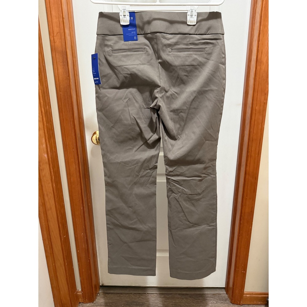 Apt. 9 Brynn Pull On Bootcut Dress Pants Kagan Khaki Taupe Size 6 NWT - Picture 2 of 6